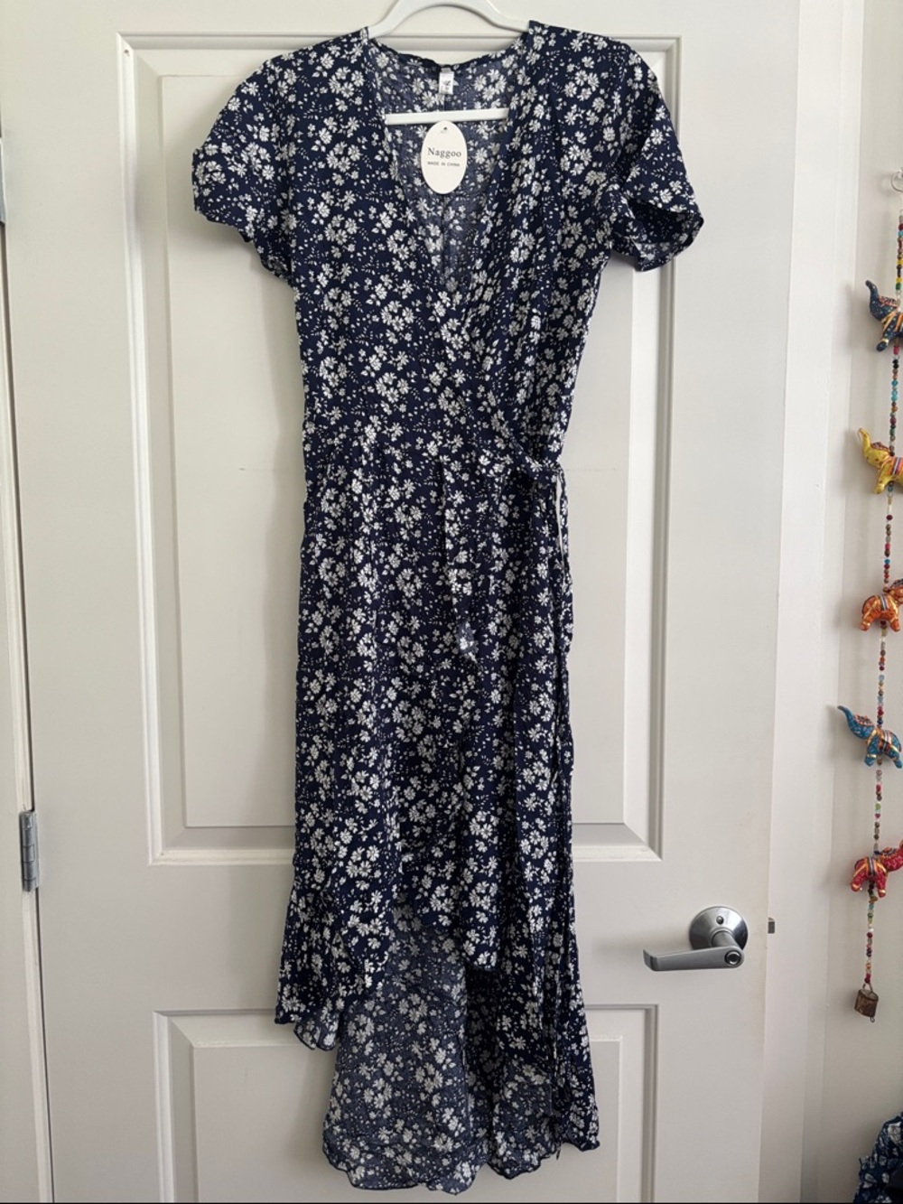 New! Navy & white floral ruffle wrap dress, hi lo hem, size small